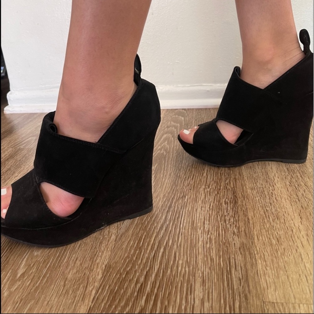 Black heels